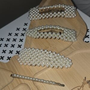 Elegant Pearl Hair Clip Set